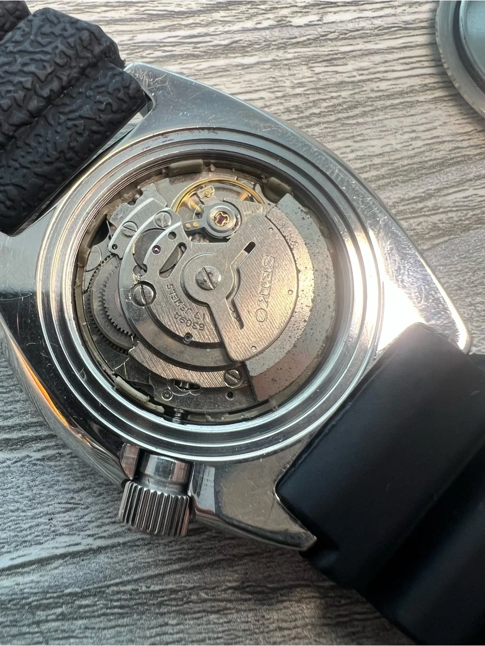 Seiko turtMen's Black Automatic Diver Watch